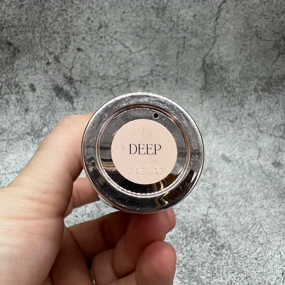 DOLL‎ 10 HYDRALUX FULL COVERAGE SMOOTHING  FOUNDATION BRAND NEW NEVER USED DEEP